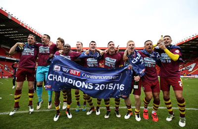 Burnley выиграл Чемпионшип 2015/16
